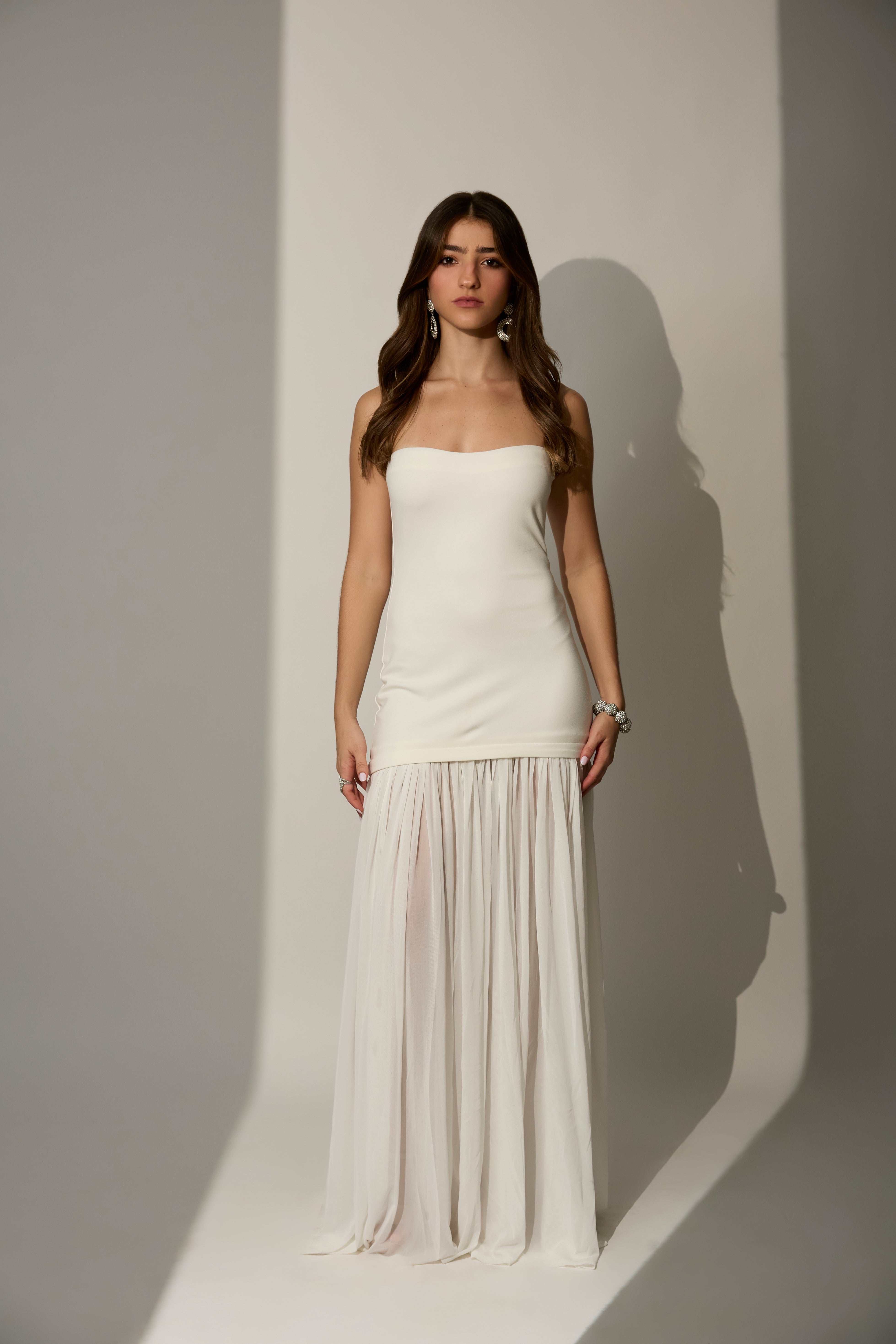 White luxury maxi dress – Abea Collection
