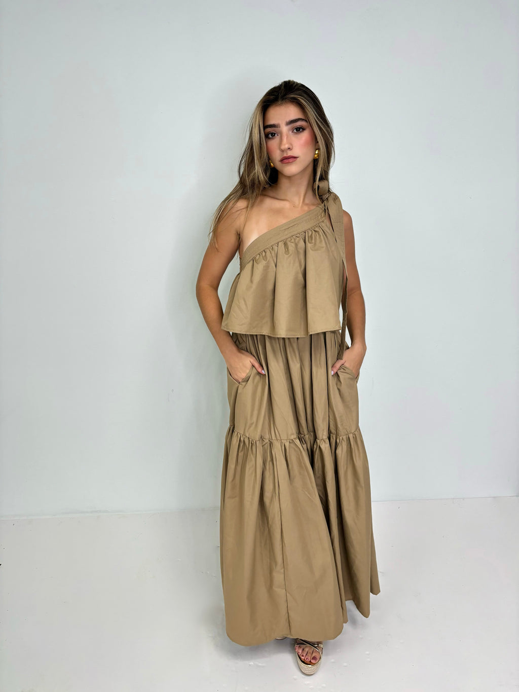 One shoulder maxi dress