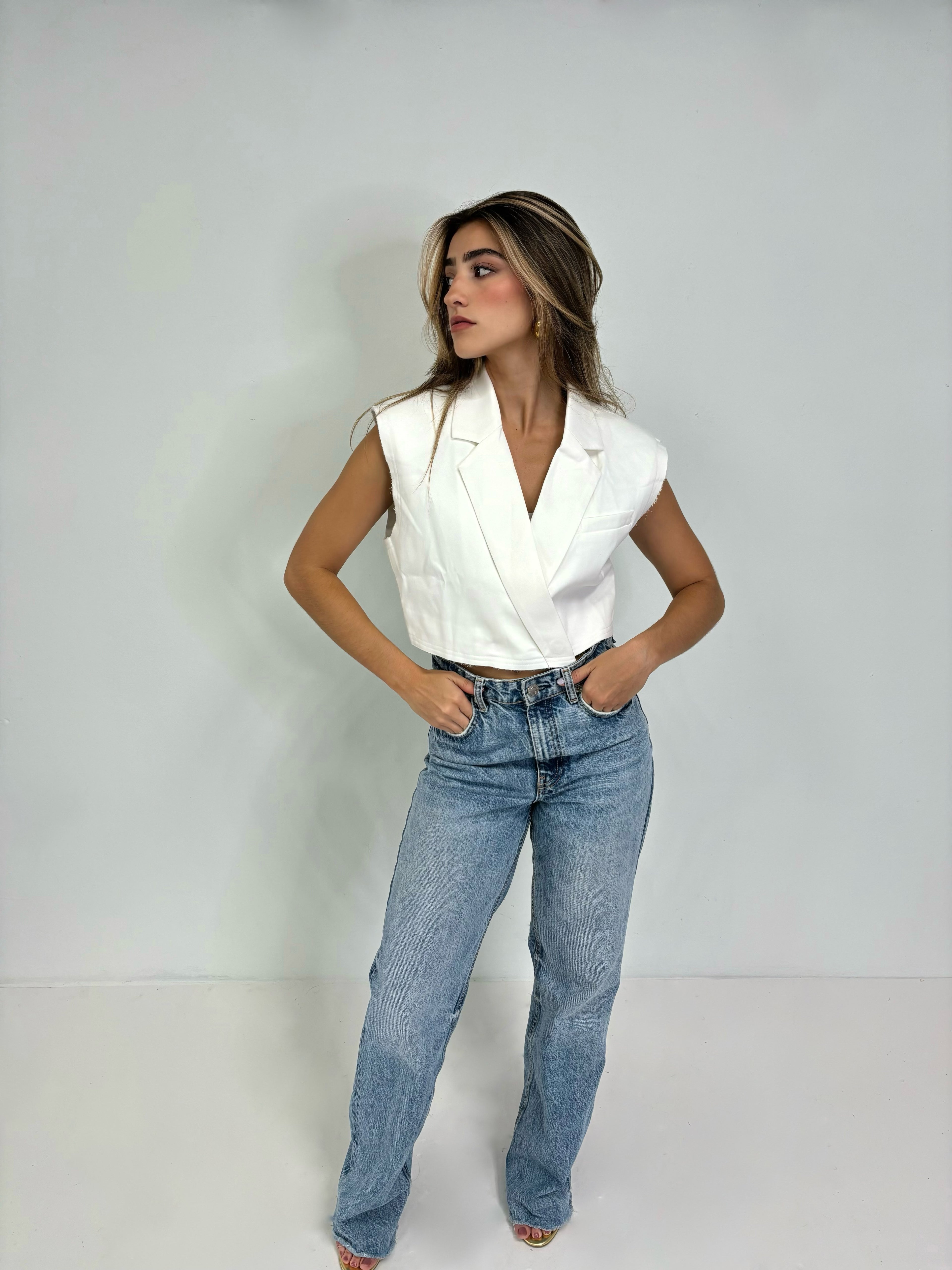 White vest