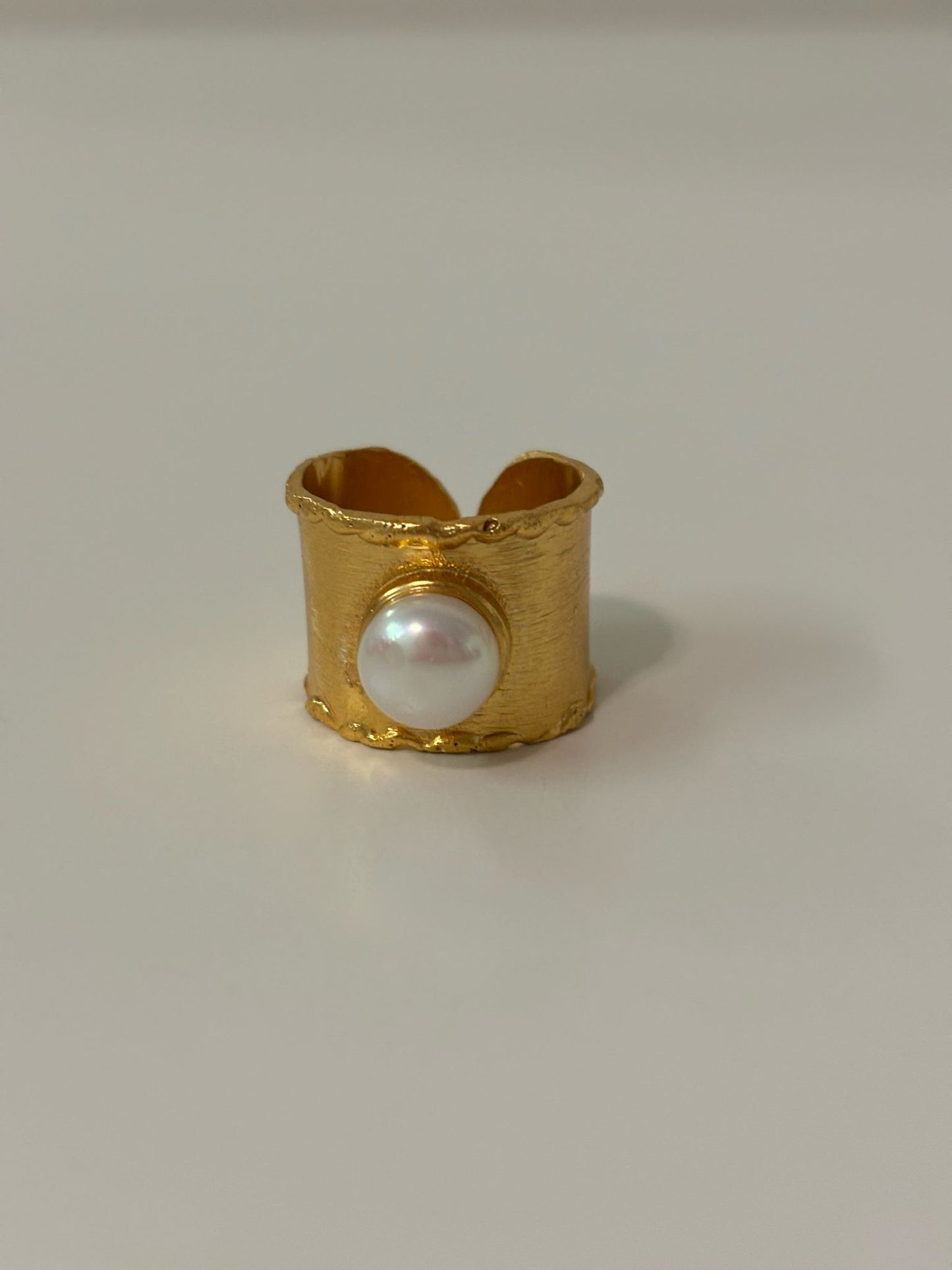 Pearl ring