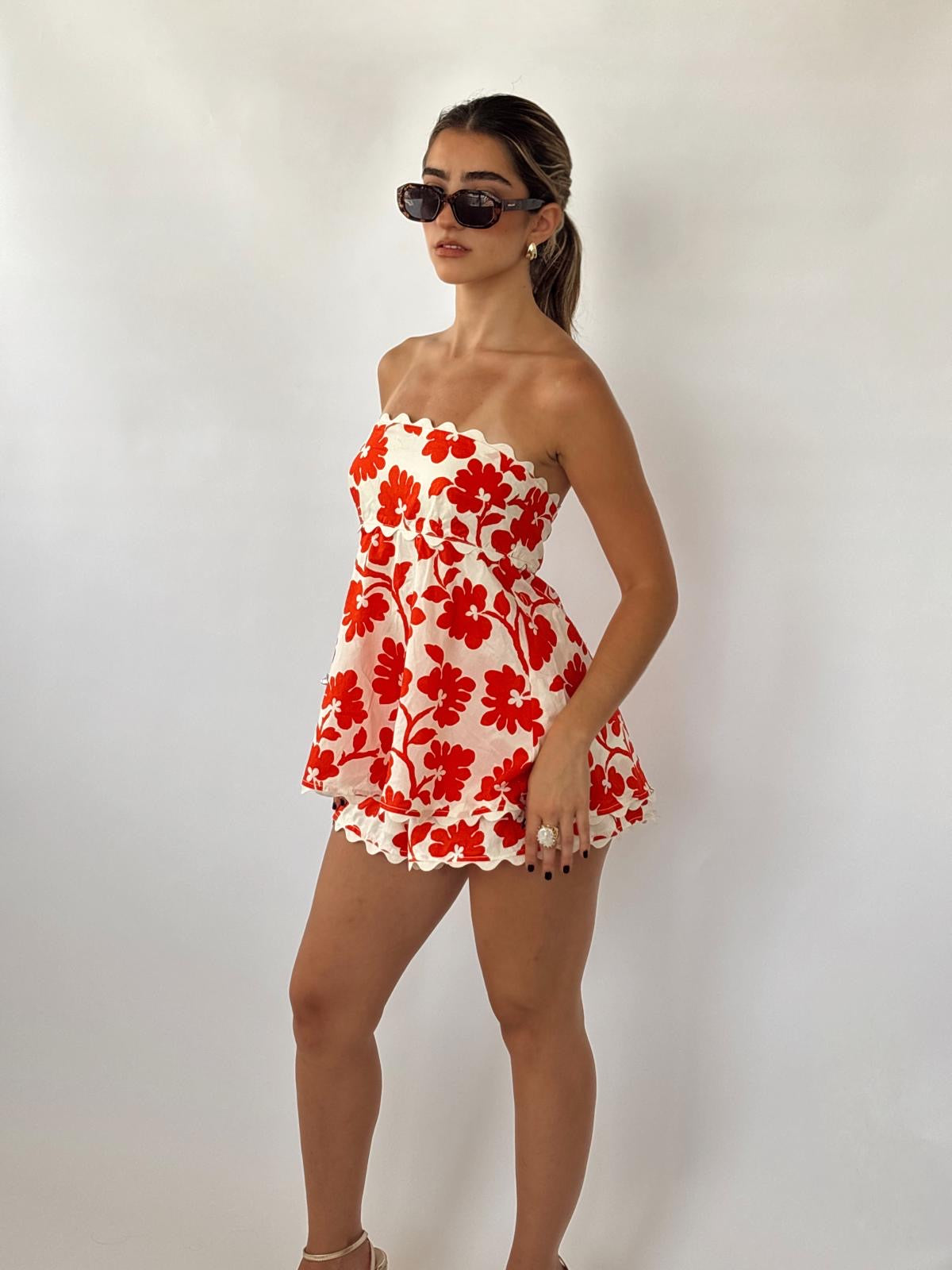 Floral strapless romper