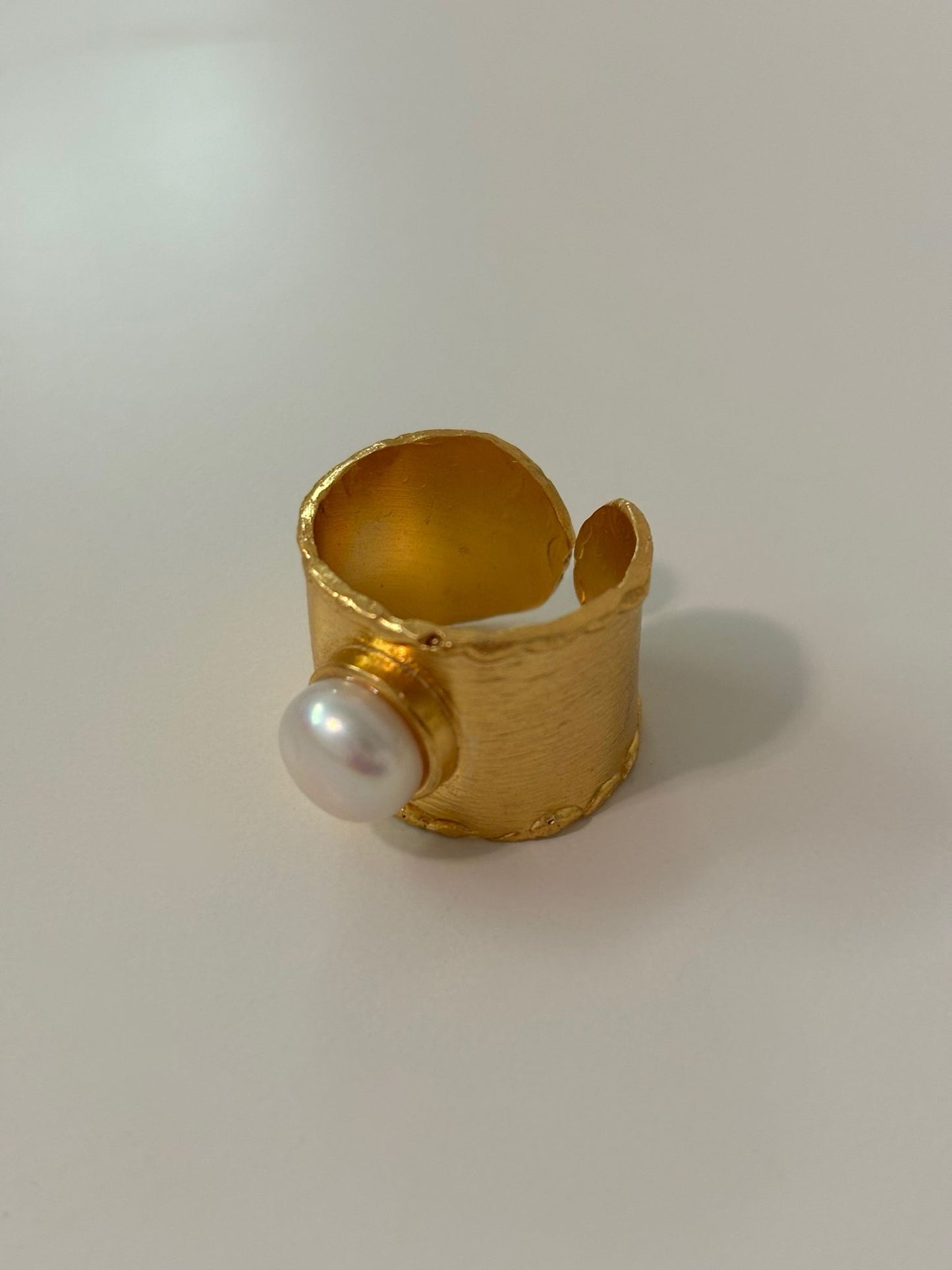 Pearl ring